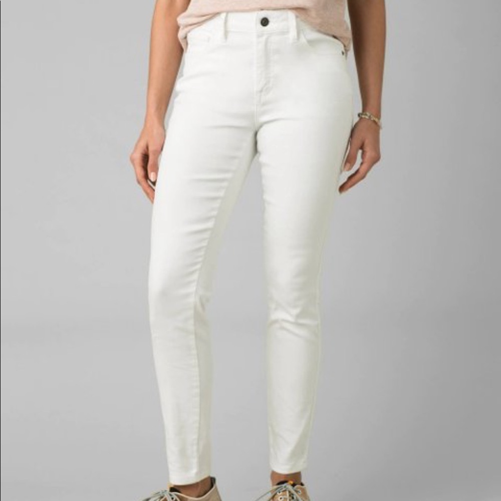 Prana Oday Jeans NWT Size 12 Short